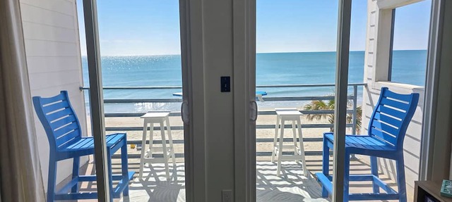 Fully Renovated from the Front Door to the Oceanfront Porch w/king bed, sea breezes and pool. Weekly discounts offered!