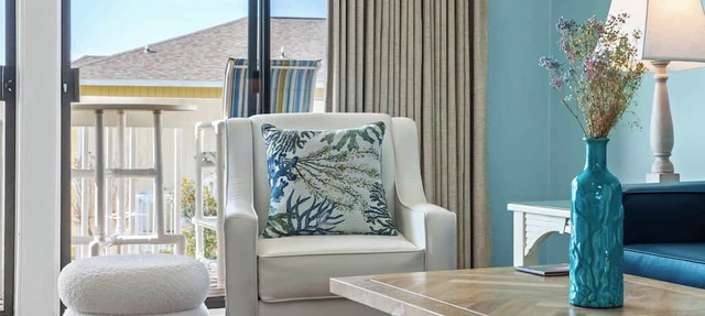 Anchors Up *Heated Pool & Private Beach Access*