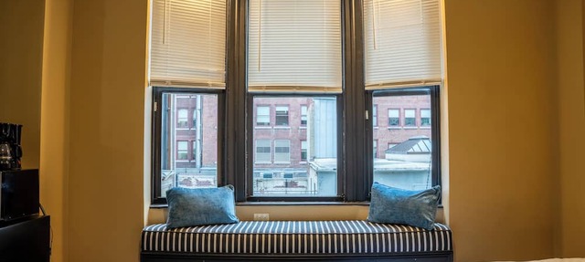 Cozy Two-Bedroom at The Historic Mansfield Residence