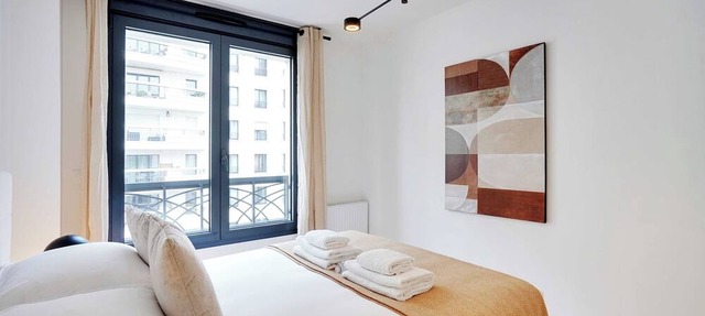 Sleek & Refined Apartment - Levallois-Perret