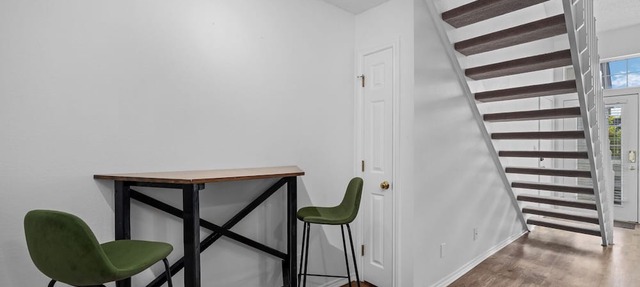 Peaceful Prentice with 2-bedrooms & Garage