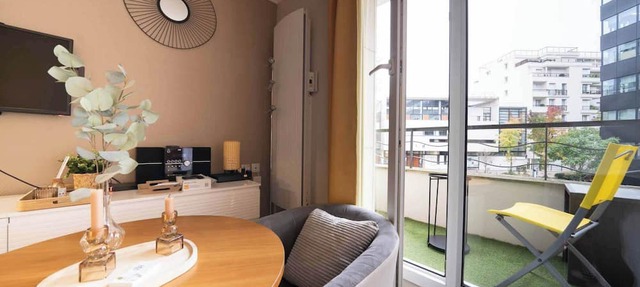 Paris Porte de Versailles Cosy Lodge 1 Appart, parking, wifi 4 pers
