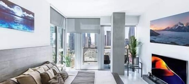 3 Bed 3 Bath Luxury Skyline DTLA Penthouse Top Floor