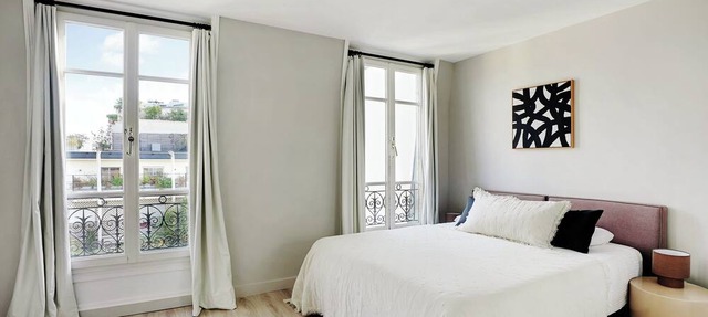 Luxury 3BDR Tower Eiffel View