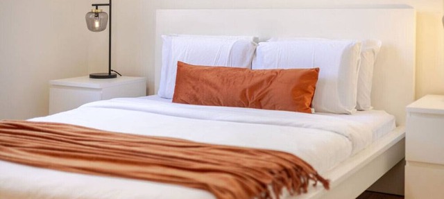 City Luxe Retreat | Stylish 1-Bedroom Downtown