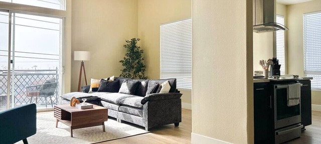 3BR/3BA Marina del Rey Condo w/Pool & Gym + Short drive to Airport