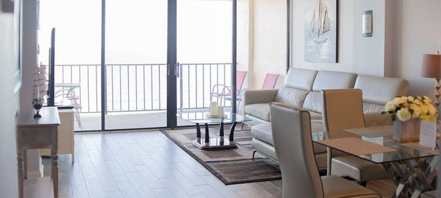 Oceanfront Stylish-Striking -Just Remodeled-Family building with a Pool & Tennis