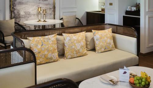 CHINO@NIMMAN Luxury Boutique Hotel