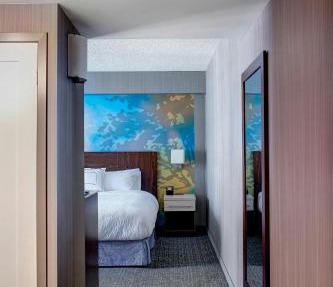 Courtyard by Marriott Toronto Downtown