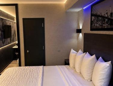 The Vine Hotel Bronx New