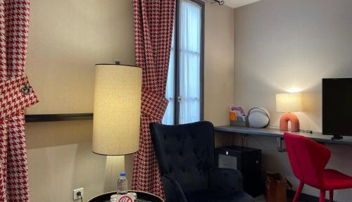 ZE Hotel