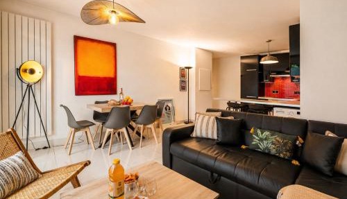 Family Apartment near Disneyland with AC, Garden & Parking