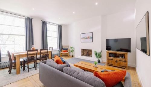 Beautiful 2BR Flat Near Highbury