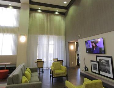 Hampton Inn & Suites Seal Beach