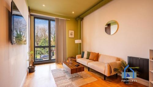 Central Manchester City Apartment - Next To AO Arena - With Parking