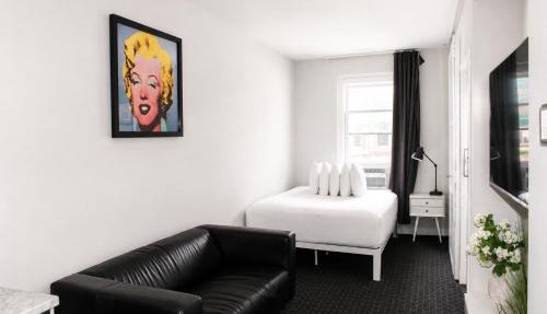 Stylish Newbury Street Studio, #11