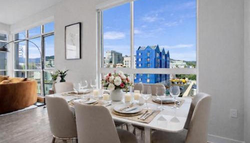 The Hollywood Sign luxury Penthouse Pool & Spa