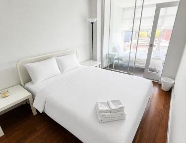 Cozy & Moden Downtown Condo in Vancouver
