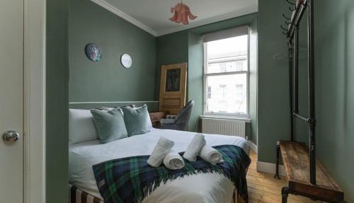 Festival flat