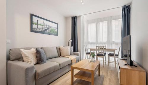 Bright flat in General Ricardos - 1B