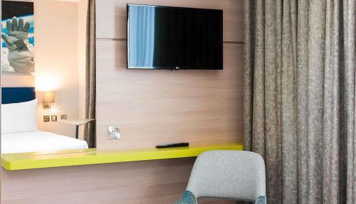 ibis Styles London Heathrow Airport