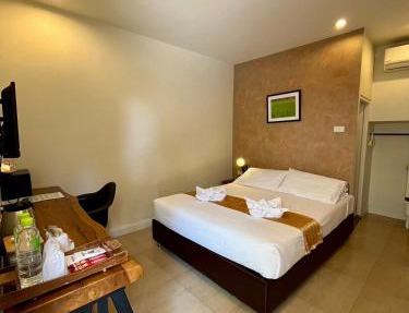 UDEE Cozy Hotel
