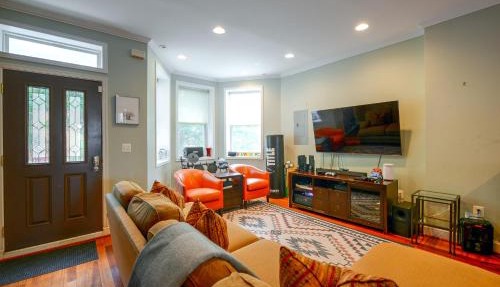 Quiet Home in Walkable Area: 3 Mi to National Mall