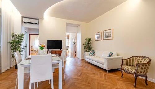 Luxury Apartment On Grand Canal by Wonderful Italy