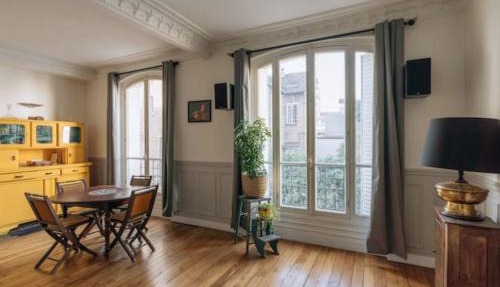 Luminous Parisian-style 1BD ApartmentBelleville