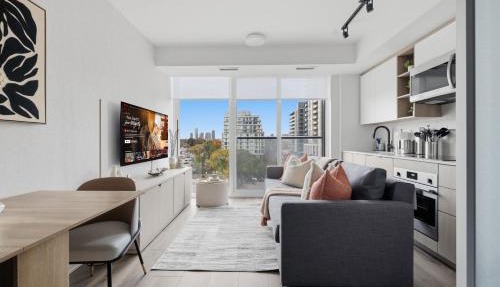 Scenic 2BR Condo with Views & Free Parking