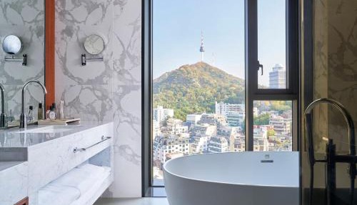 voco Seoul Myeongdong by IHG