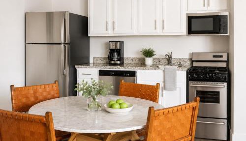 Global Luxury Suites at Georgetown