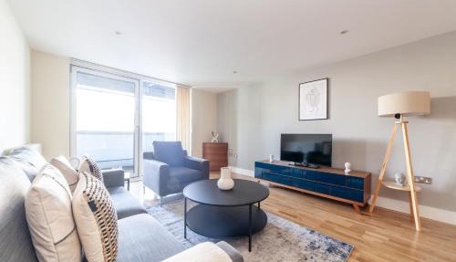 Modern 1Bed Flat with Balcony Near O2 & Greenwich