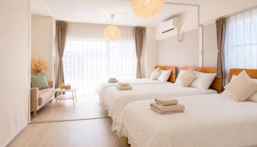 Kawaii House Tokyo Shin-Okubo 45 square meters and has 3 beds