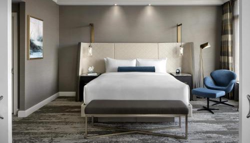 Fairmont Vancouver Airport In-Terminal Hotel
