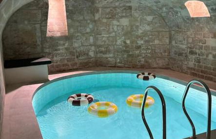 Madame Drouot & Spa - Opera