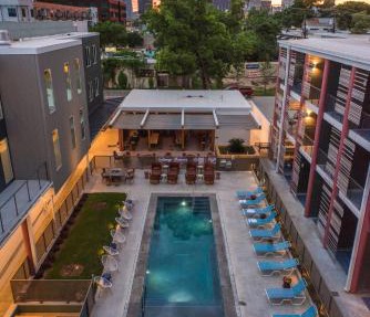 The Cabins at East Austin Hotel