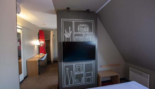 ibis Paris Canal Saint Martin