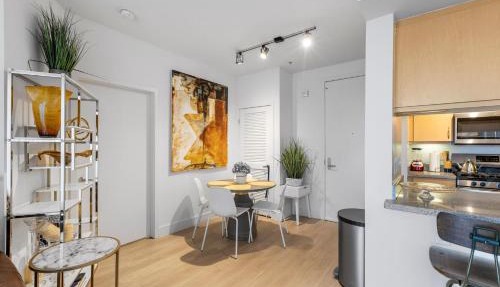 12 Best Location Cozy Apartment