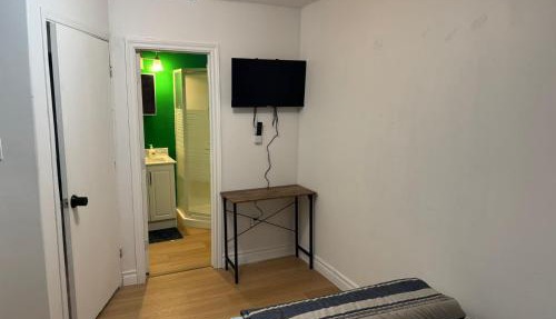 Private Room With Private Washroom Near Airport D14