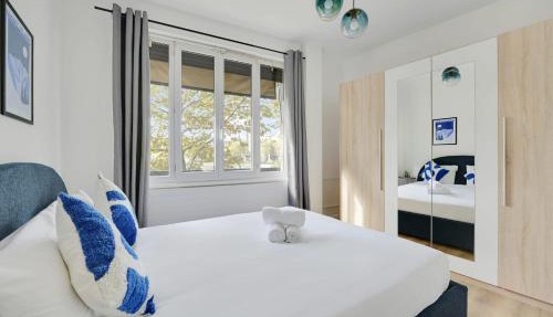 Beautiful apartment 8 persons L014