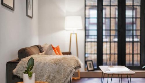2 Bed Lux Apartments near Central London FREE WIFI by City Stay Aparts London
