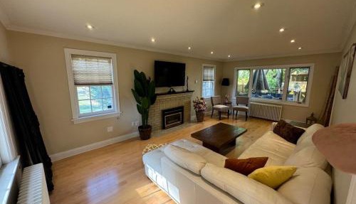 Spacious 4-Bedrooms Friendly House-Pool-Parking