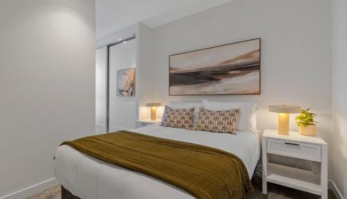 Marco Prestige, City Views, Pool, Gym & Sauna