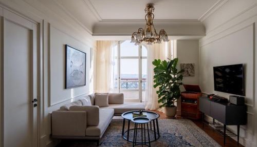 Hovagimyan Hotel and Suites
