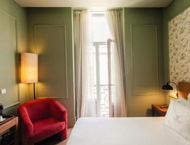 Lisboa Carmo Hotel