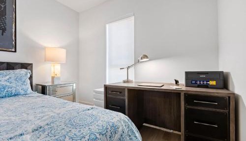 8 Santa Monica Huge Stylish Apartment
