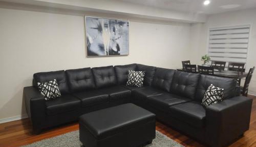 Spacious 4BR Home in Mississauga