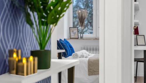 Old Town Warsaw Apartment 2BR Sleeps 6 Family-Friendly