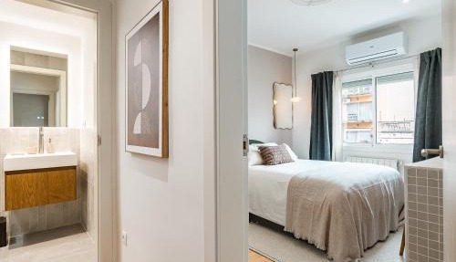 Beautiful apartment with Balcony in Barcelona